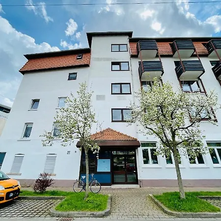 Festwiese - Modernes Apartment Nahe Neustadter Innenstadt Neustadt an der Weinstraße Buitenkant foto